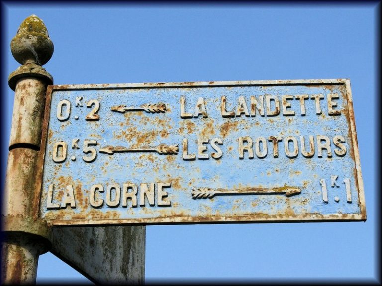 LesRotours_2 plaquedecocher.fr