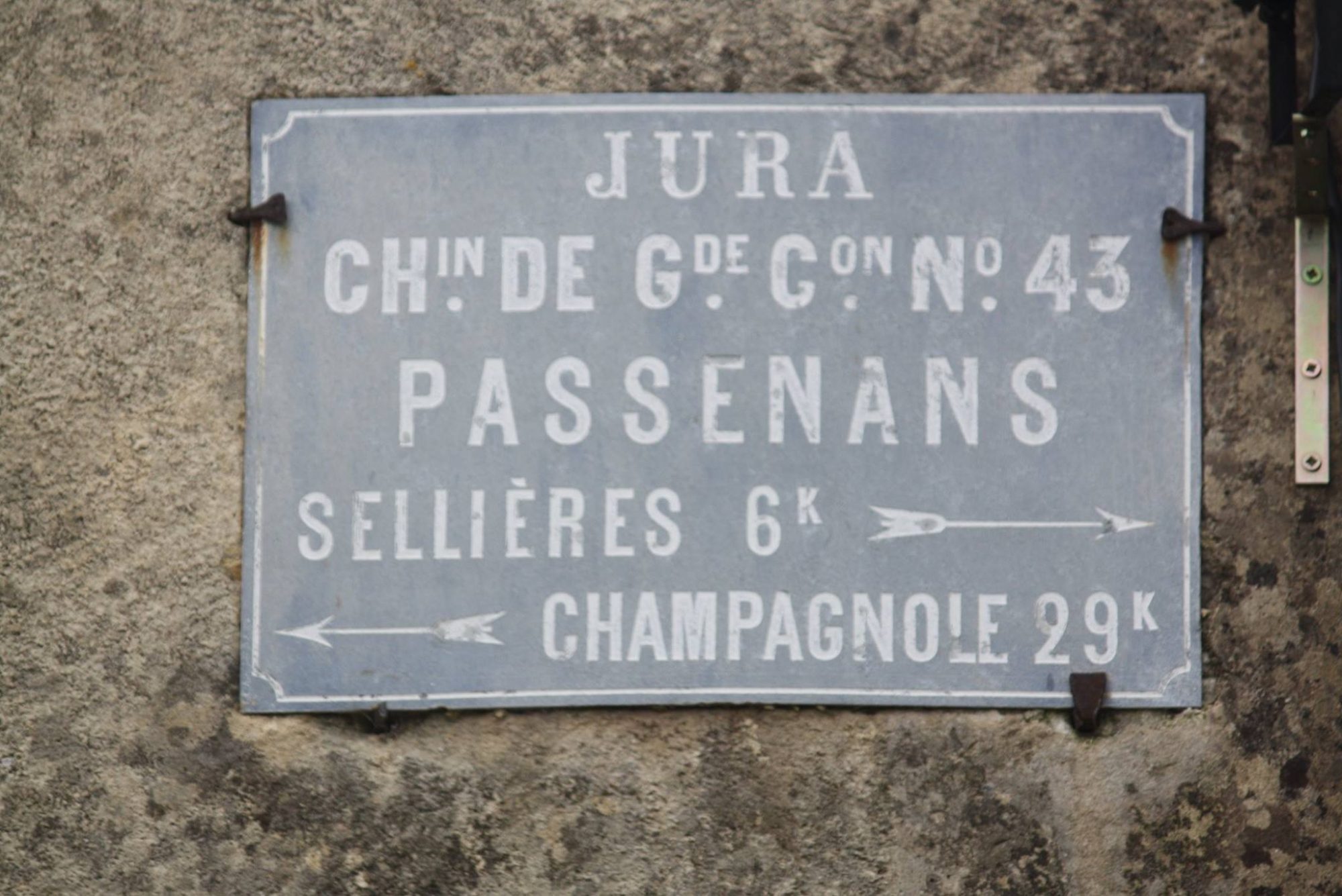 JURA page 2 plaquedecocher.fr