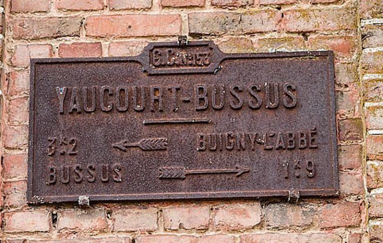 YAUCOURT BUSSUS plaquedecocher.fr